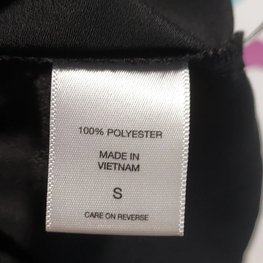 NEW york & Company Women's black  blouse size S in excellent condition